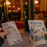 Opéra en famille Nice : billet et programme pour enfants devant l’opéra
